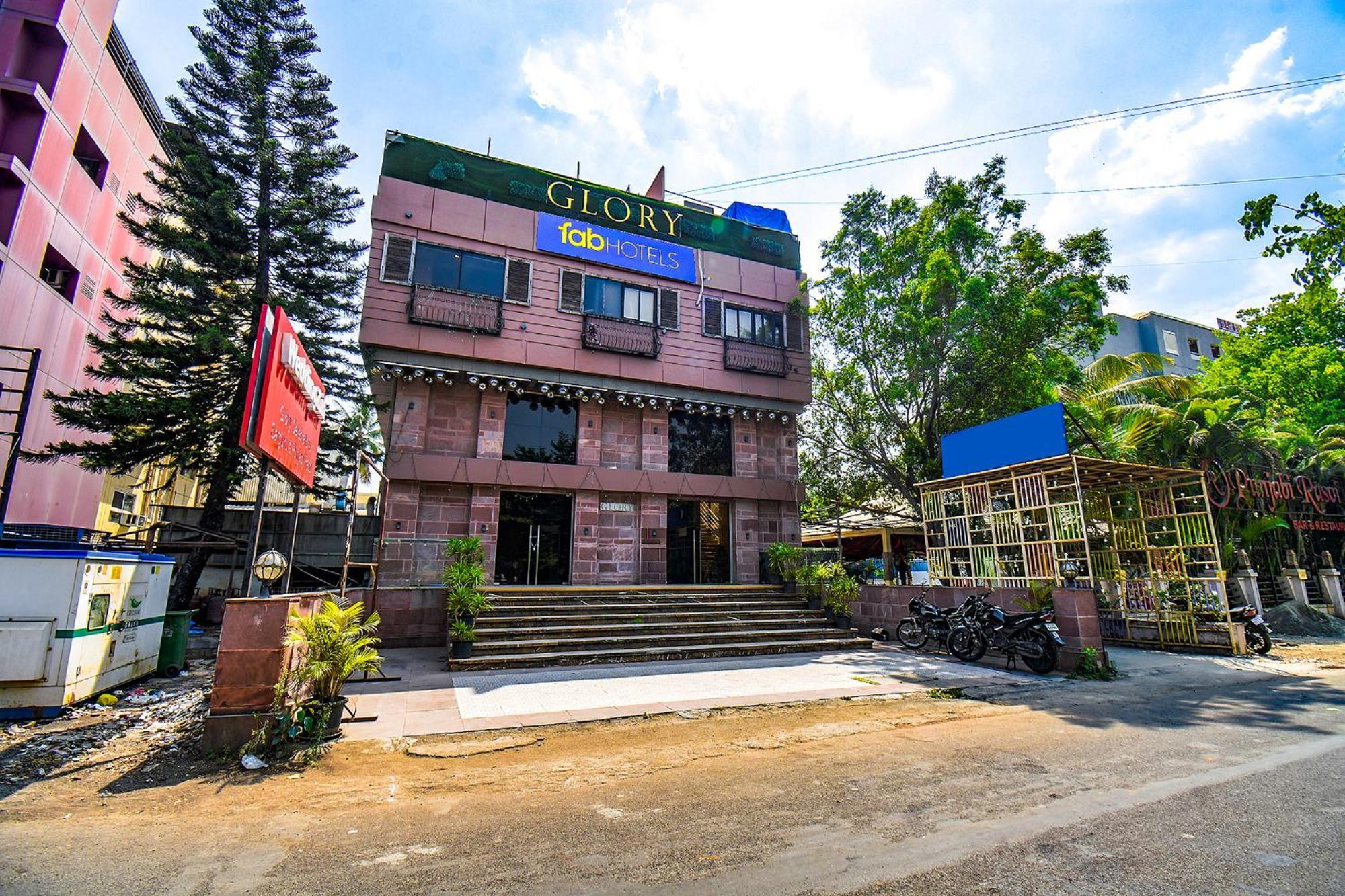 Fabexpress Glory - Nr Skywalk Bridge 호텔 Pimpri-Chinchwad 외부 사진