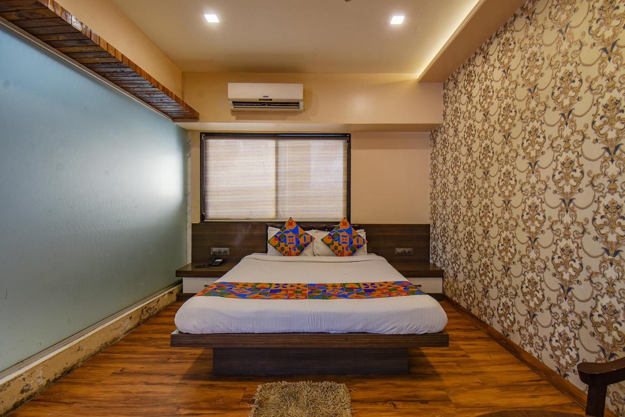 Fabexpress Glory - Nr Skywalk Bridge 호텔 Pimpri-Chinchwad 외부 사진