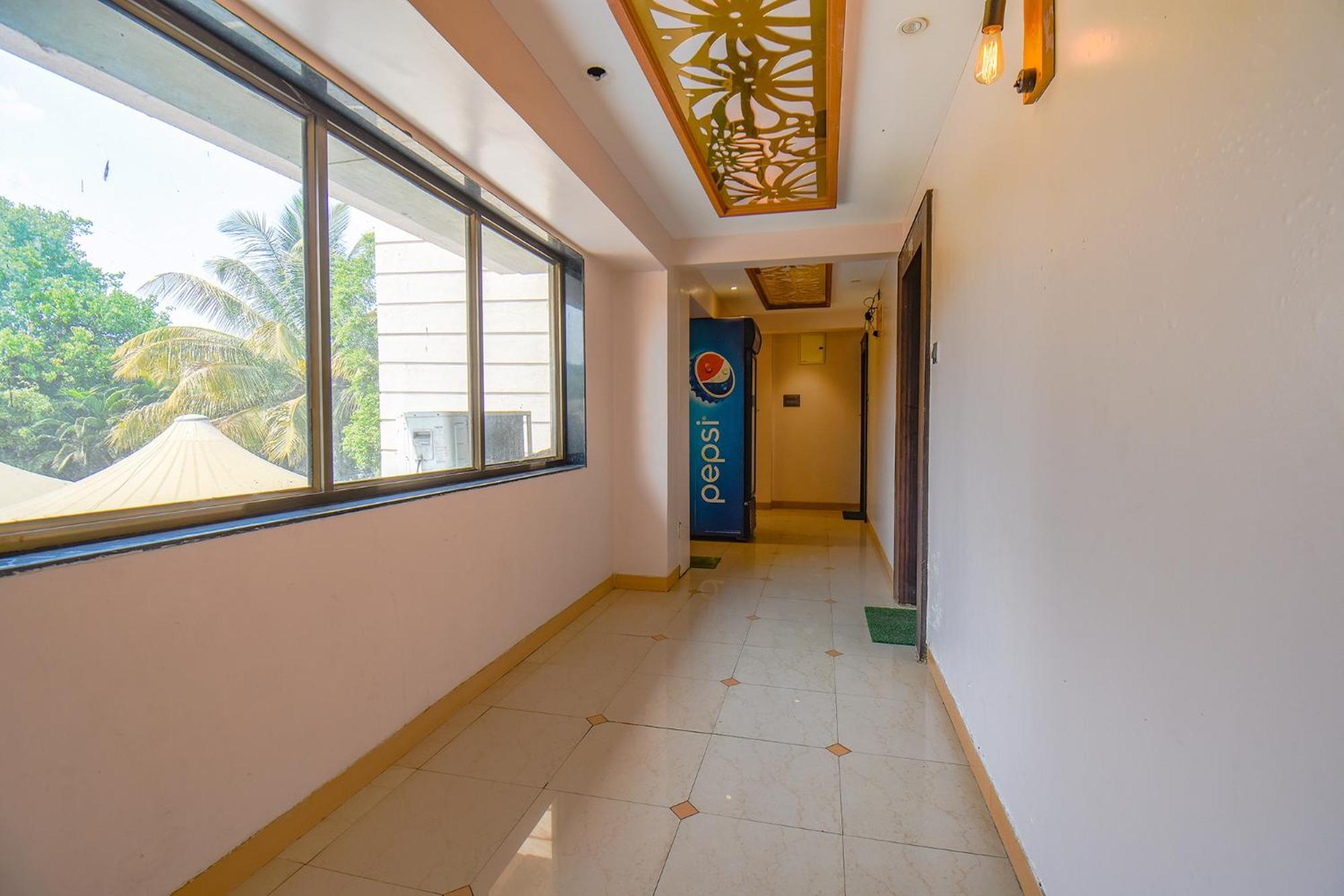 Fabexpress Glory - Nr Skywalk Bridge 호텔 Pimpri-Chinchwad 외부 사진